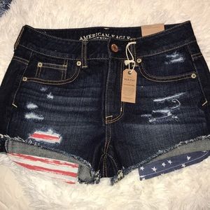 American Eagle hi-rise shortie